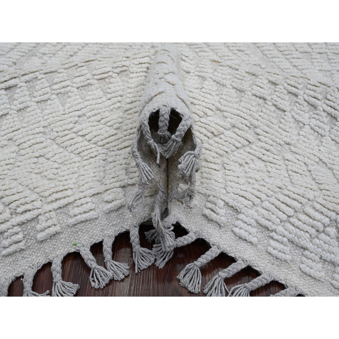 8'10" x 12'8" New Hand Knotted Ivory Wool Rectangle Oriental Rug - MOA10220833