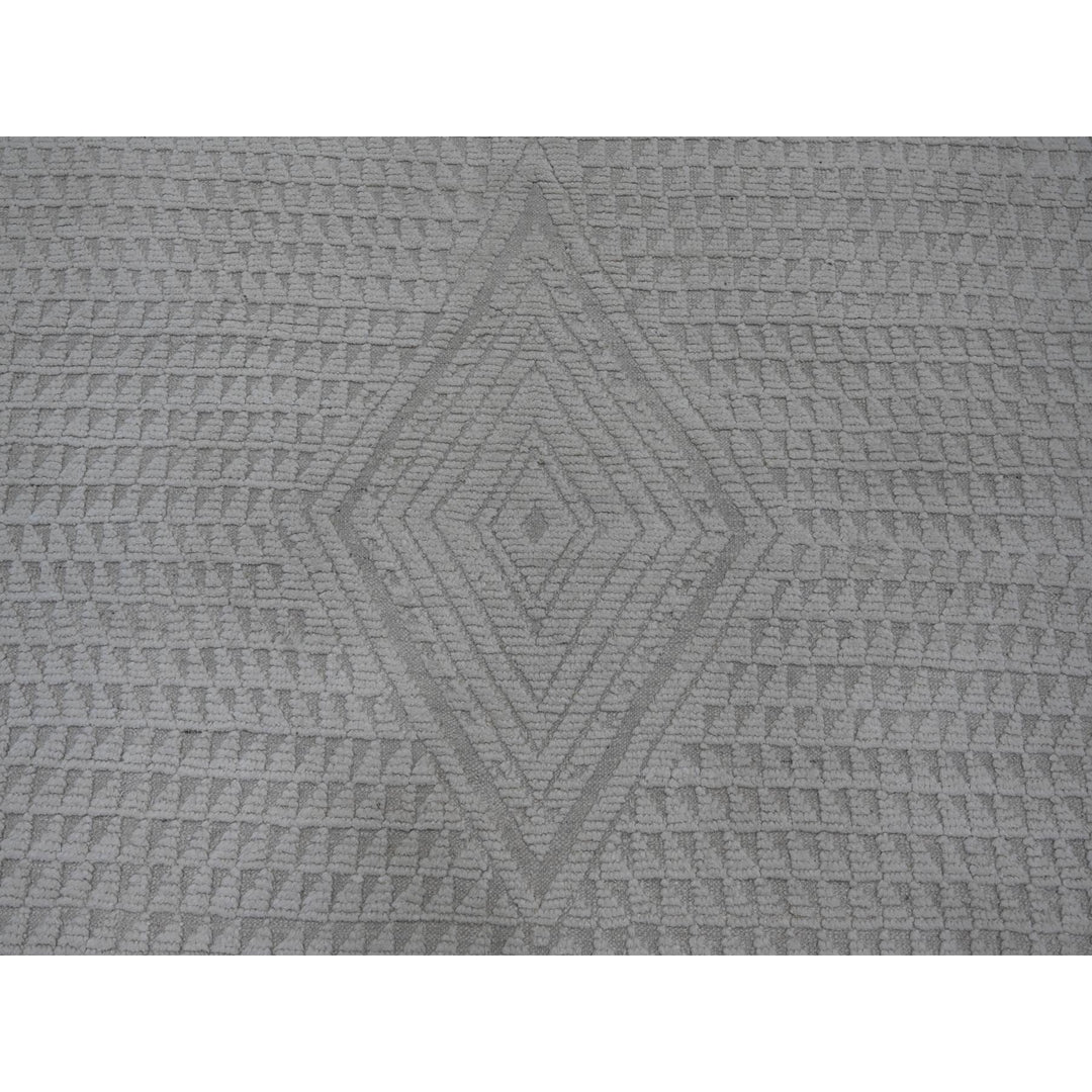 8'10" x 12'8" New Hand Knotted Ivory Wool Rectangle Oriental Rug - MOA10220833