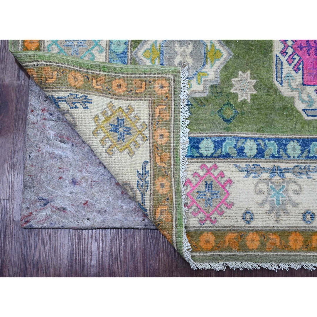 5'6" x 7'7" New Hand Knotted Green Wool Rectangle Oriental Rug - MOA10220975