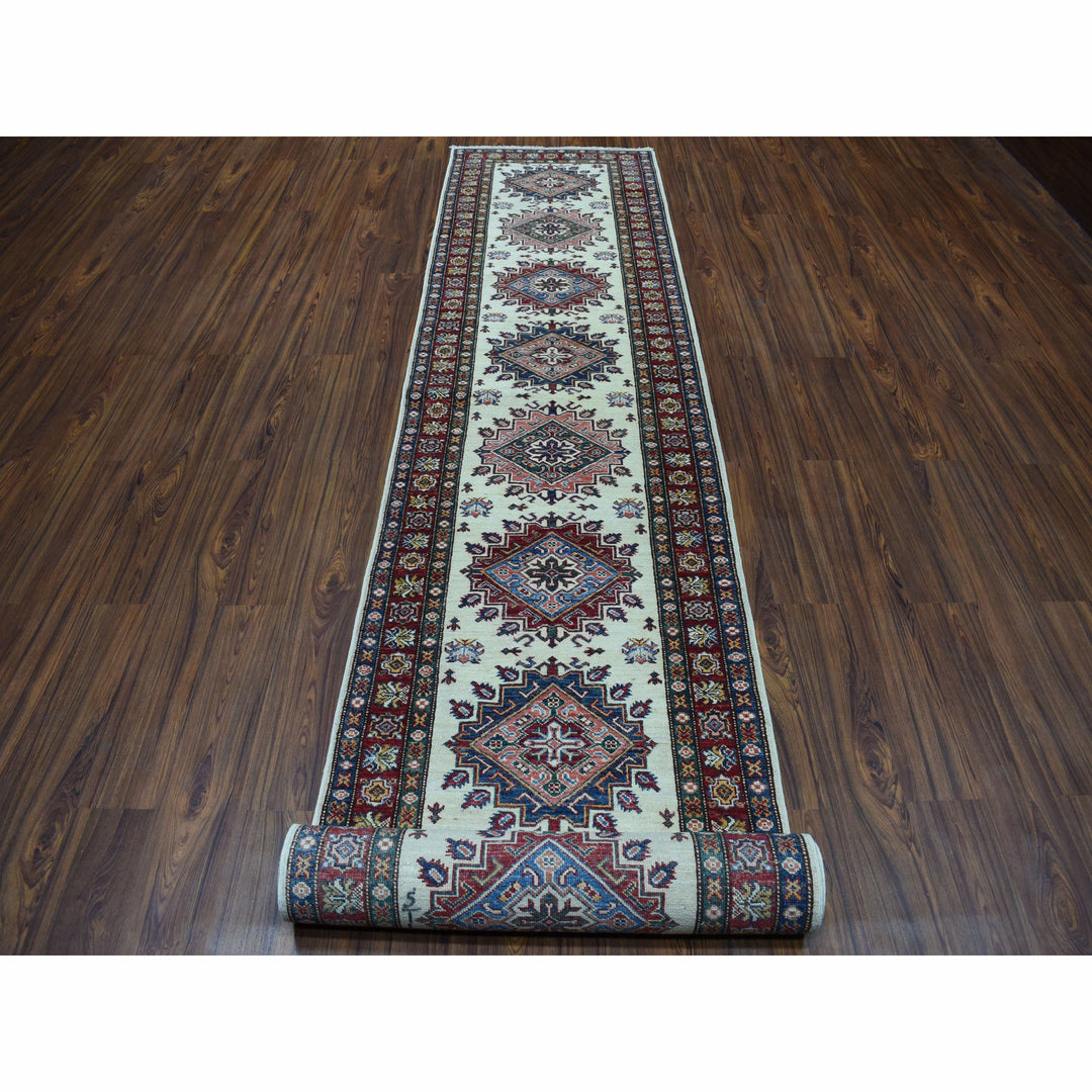 2'9" x 19'1" New Hand Knotted Ivory Wool Runner Oriental Rug - MOA10250187