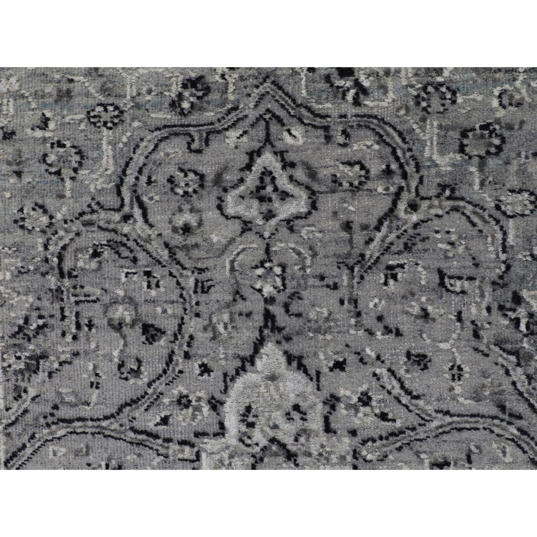 2'10" x 8'0" New Hand Knotted Grey Wool & Silk Runner Oriental Rug - MOA10258022