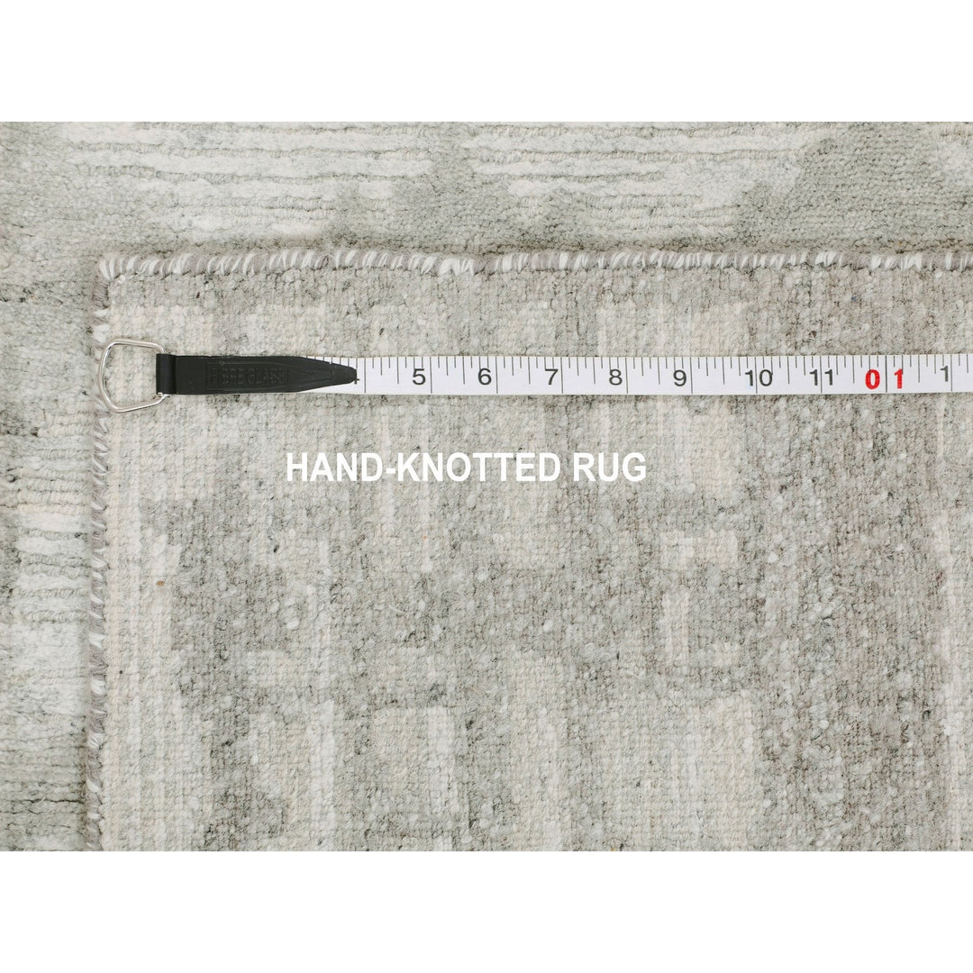 2'6" x 8'0" New Hand Knotted Grey Wool Runner Oriental Rug - MOA10258230