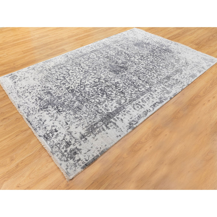 6'0" x 9'2" New Hand Knotted Grey Wool & Pure Silk Rectangle Oriental Rug - MOA10258423