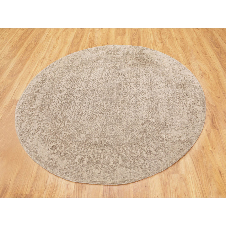 5'10" x 5'10" New Hand Loomed Beige Wool & Art Silk Round Oriental Rug - MOA10258434