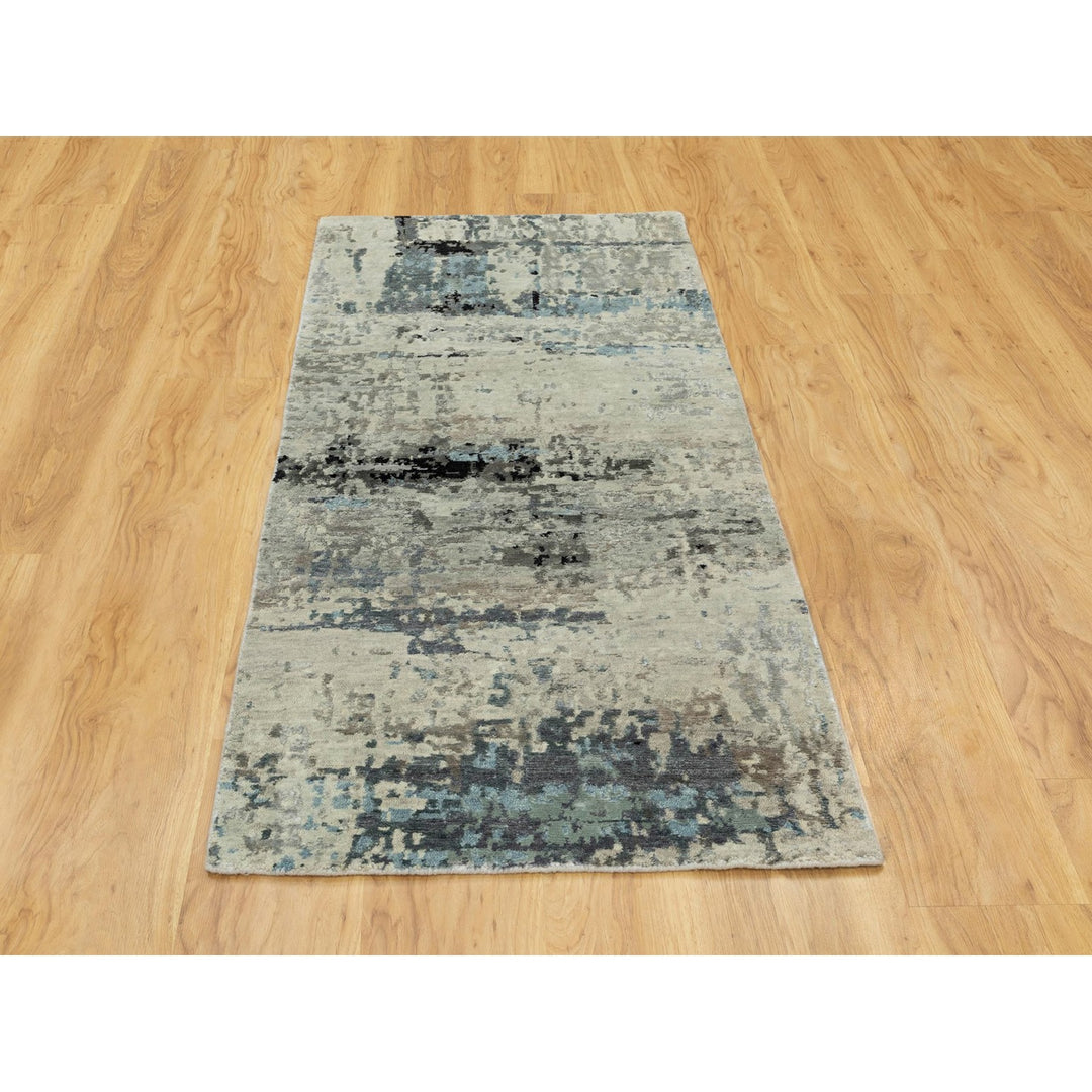 2'6" x 5'10" New Hand Knotted Grey Wool & Silk Runner Oriental Rug - MOA10258491