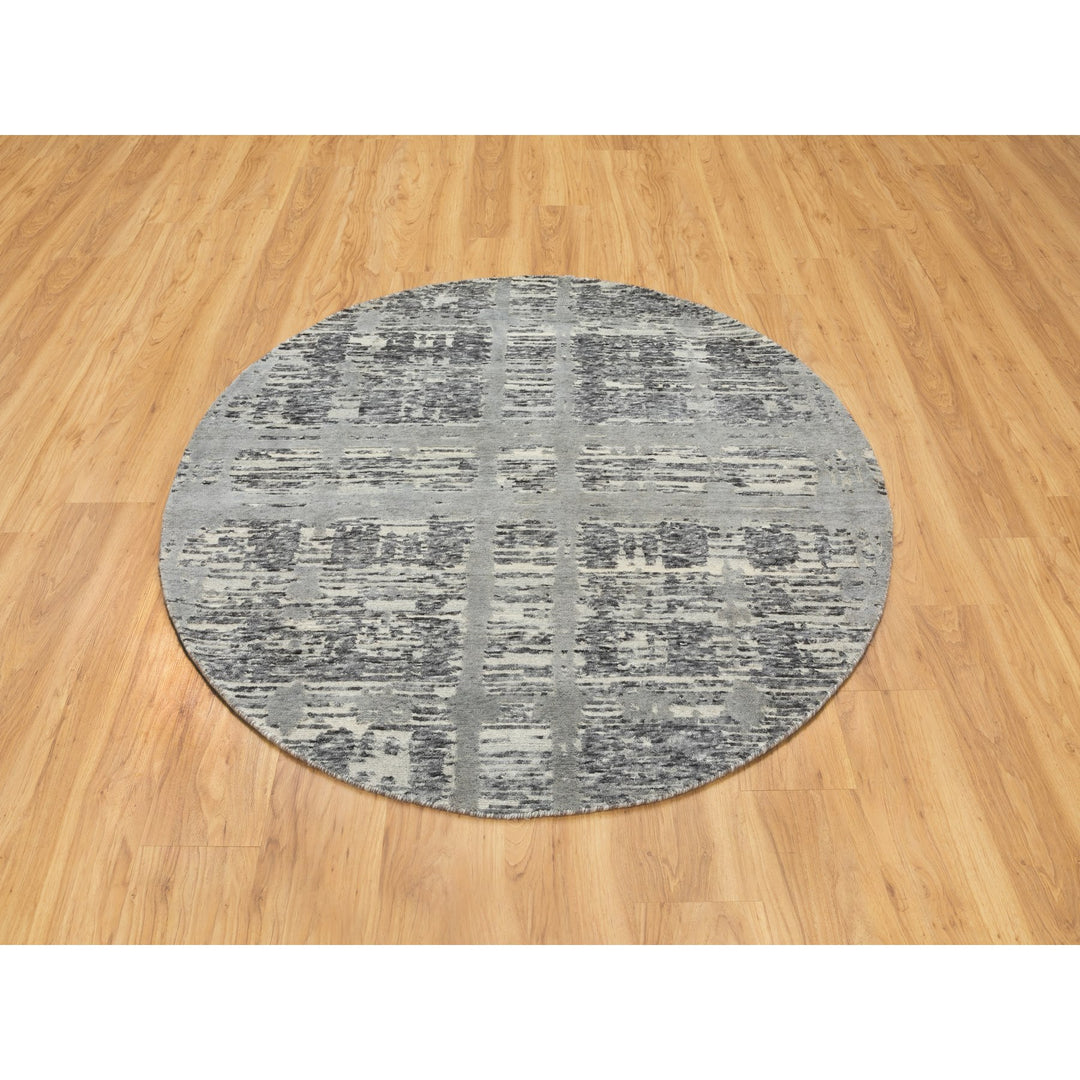 5'2" x 5'2" New Hand Knotted Grey Wool Round Oriental Rug - MOA10258613