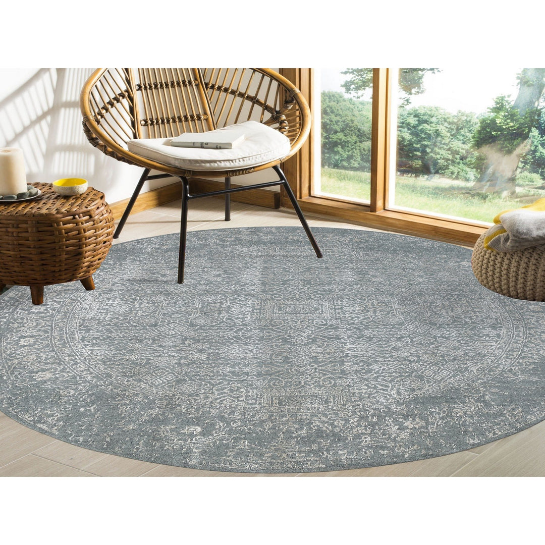 7'10" x 7'10" New Hand Loomed Grey Wool & Silk Round Oriental Rug - MOA10258616