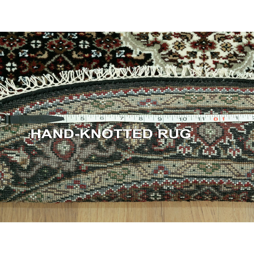 4'0" x 4'0" New Hand Knotted Black Wool Round Oriental Rug - MOA10258842