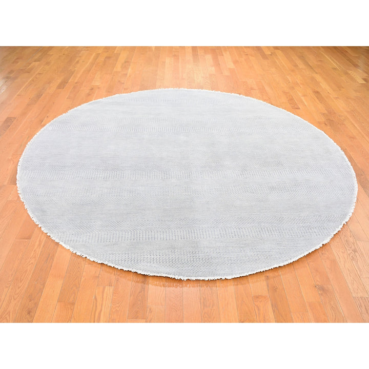 7'10" x 7'10" New Hand Knotted Grey Wool & Silk Round Oriental Rug - MOA10259315