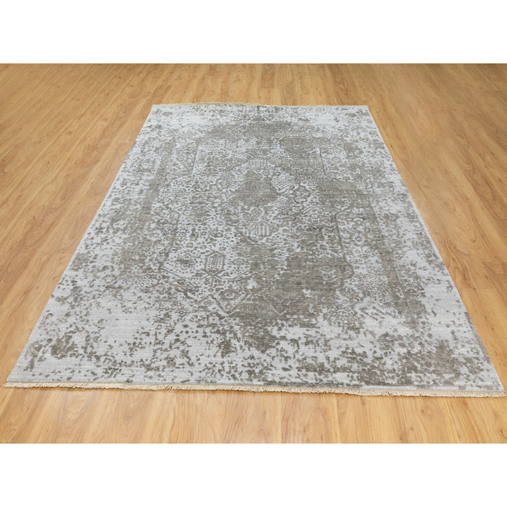 6'0" x 9'0" New Hand Knotted Grey Wool & Pure Silk Rectangle Oriental Rug - MOA10262057