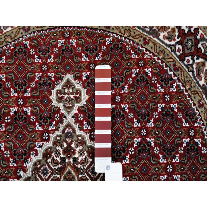 4'0" x 4'0" New Hand Knotted Red Wool Round Oriental Rug - MOA10262441