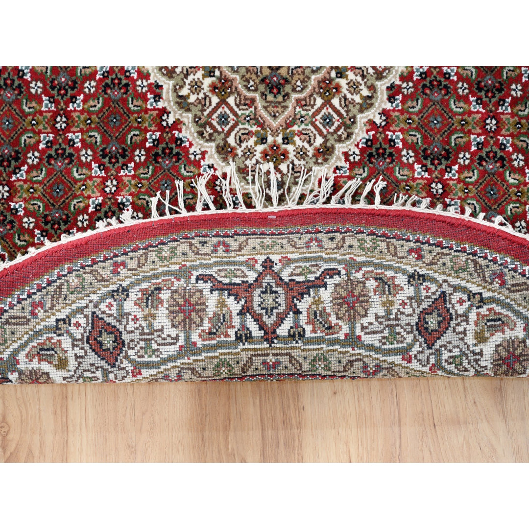 4'1" x 4'1" New Hand Knotted Red Wool Round Oriental Rug - MOA10262442