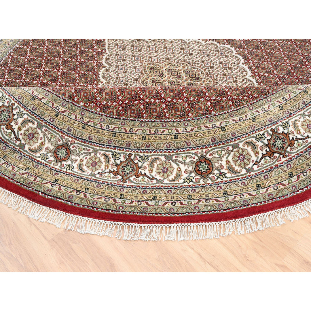 9'10" x 9'10" New Hand Knotted Red Wool Round Oriental Rug - MOA10262633