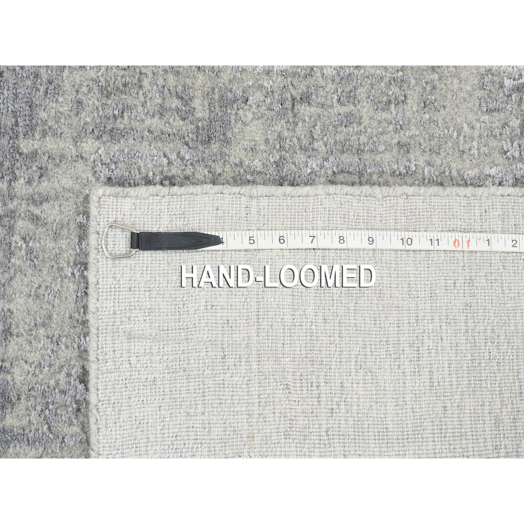 2'6" x 8'0" New Hand Loomed Grey Wool & Silk Runner Oriental Rug - MOA10262860