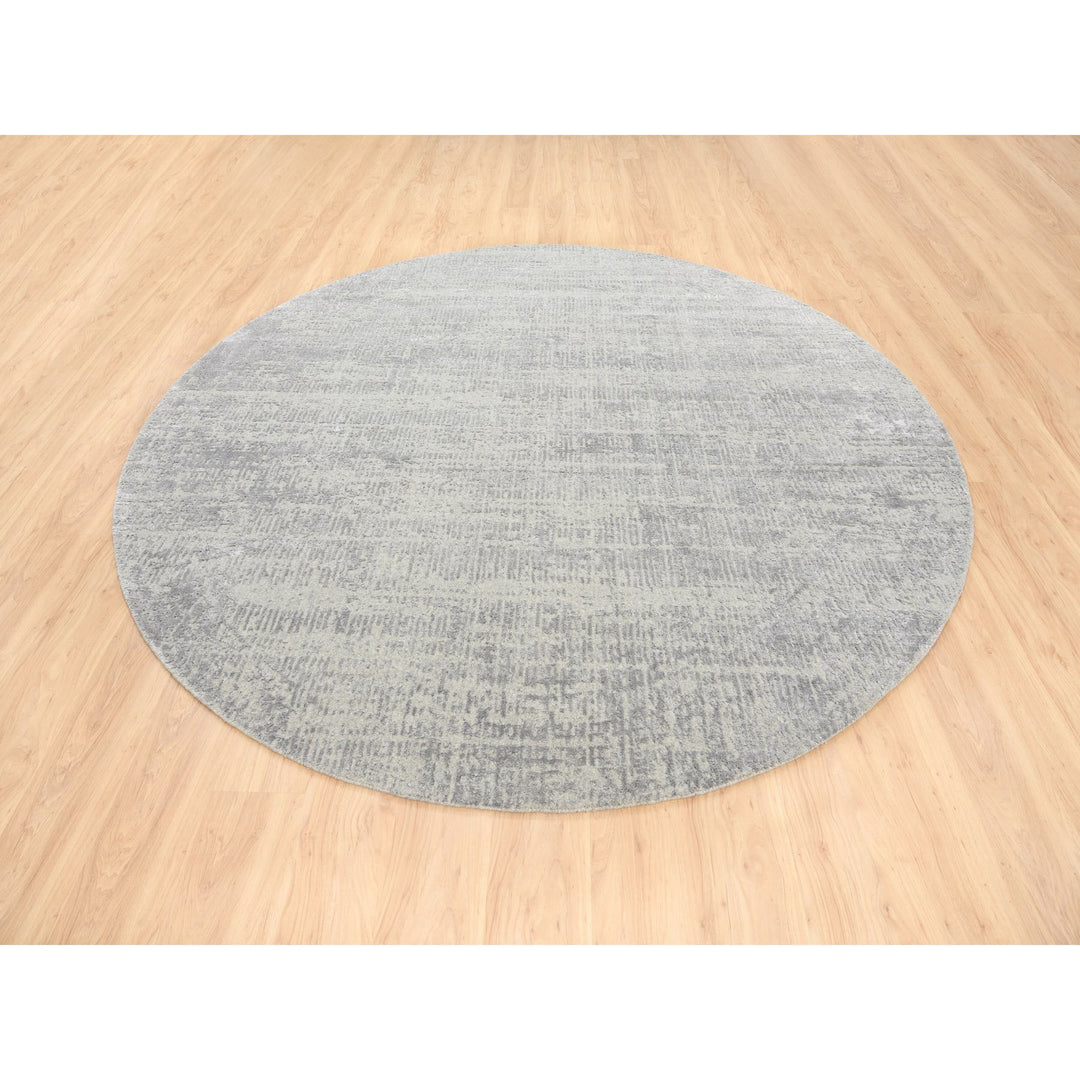 8'10" x 8'10" New Hand Loomed Grey Wool & Silk Round Oriental Rug - MOA10262864