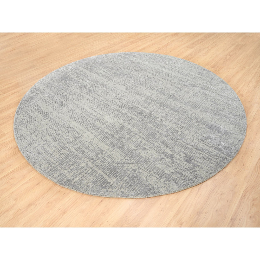 8'10" x 8'10" New Hand Loomed Grey Wool & Silk Round Oriental Rug - MOA10262864