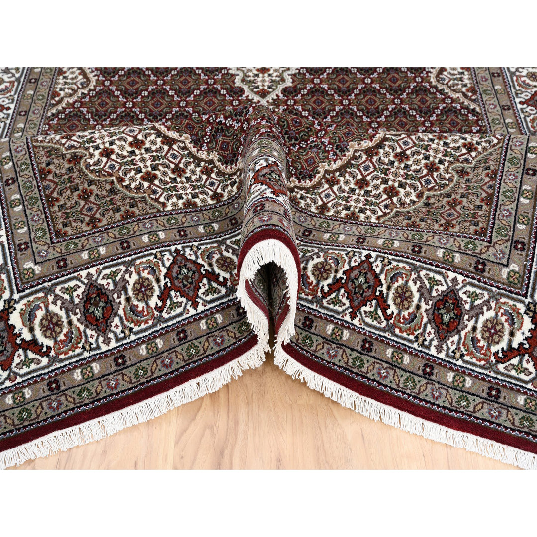 5'9" x 9'0" New Hand Knotted Red Wool Rectangle Oriental Rug - MOA10263318