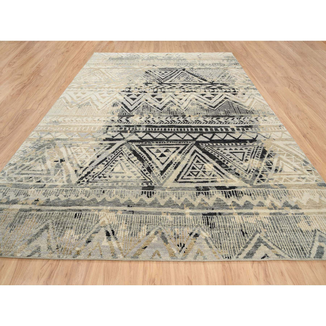 9'9" x 13'10" New Hand Knotted Black Wool Rectangle Oriental Rug - MOA10263921