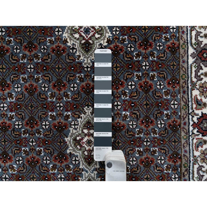 2'6" x 26'1" New Hand Knotted Grey Wool Runner Oriental Rug - MOA10264090