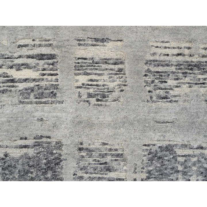 2'0" x 3'1" New Hand Knotted Grey Wool Rectangle Oriental Rug - MOA10264236