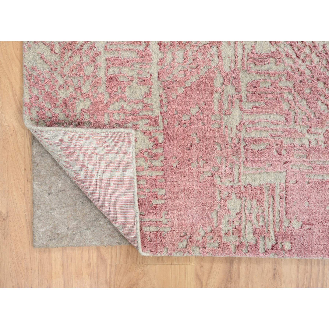 9'0" x 11'10" New Hand Loomed Pink Wool & Silk Rectangle Oriental Rug - MOA10264807