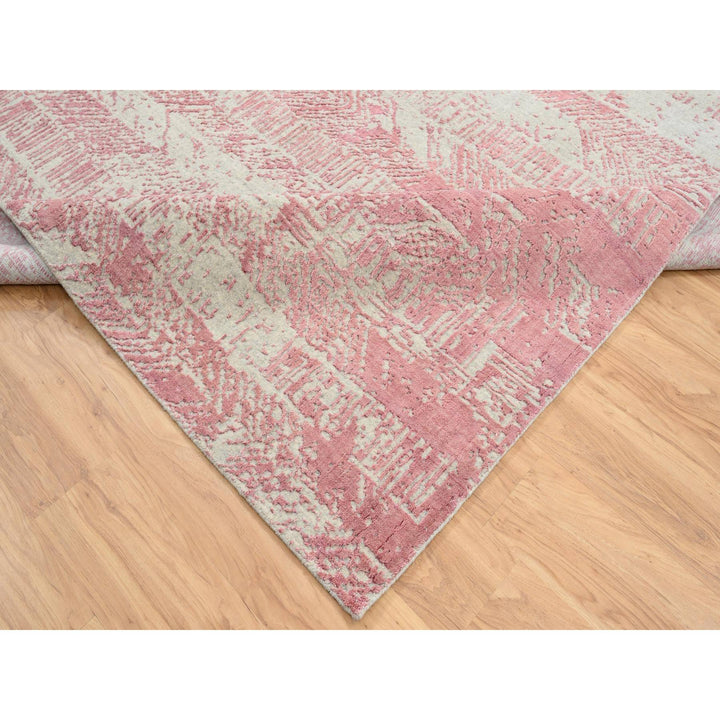 9'0" x 11'10" New Hand Loomed Pink Wool & Silk Rectangle Oriental Rug - MOA10264807