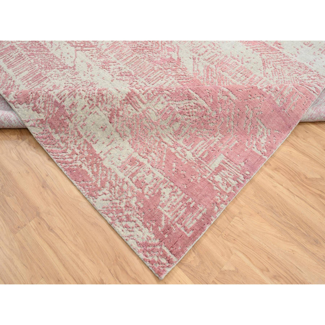 9'0" x 11'9" New Hand Loomed Pink Wool & Silk Rectangle Oriental Rug - MOA10264809