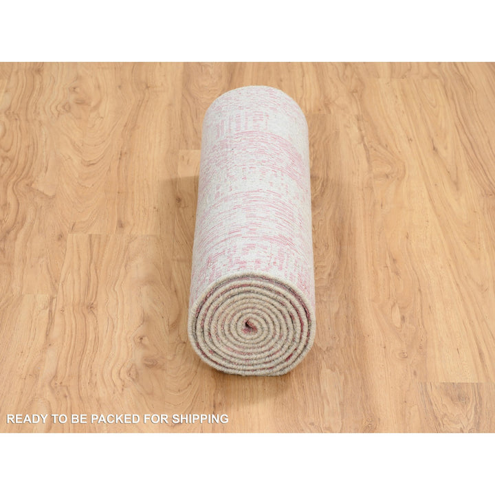 2'6" x 10'0" New Hand Loomed Pink Wool & Art Silk Runner Oriental Rug - MOA10264814