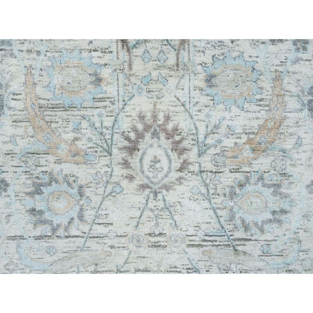 2'7" x 8'2" New Hand Knotted Ivory Wool & Silk Runner Oriental Rug - MOA10264886