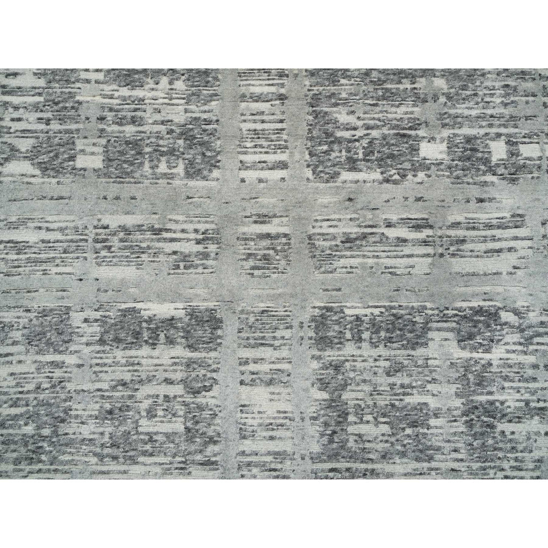 10'1" x 10'1" New Hand Knotted Grey Wool Round Oriental Rug - MOA10265640