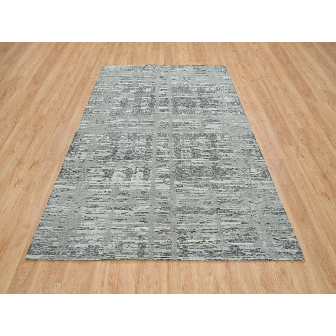 6'1" x 9'2" New Hand Knotted Grey Wool Rectangle Oriental Rug - MOA10265643