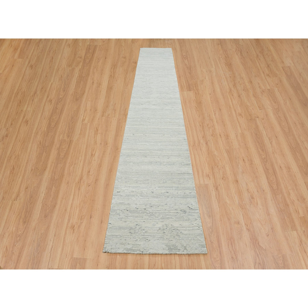 2'6" x 16'0" New Hand Knotted Ivory Wool Runner Oriental Rug - MOA10265644