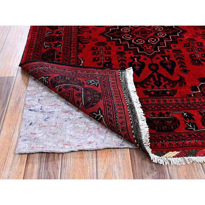5'3" x 6'11" New Hand Knotted Red Wool Rectangle Oriental Rug - MOA102659