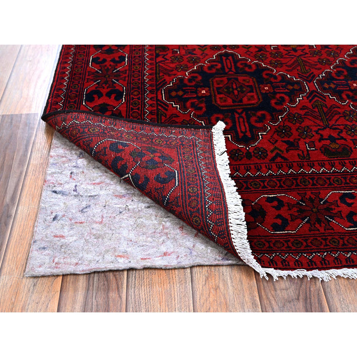 5'0" x 6'11" New Hand Knotted Red Wool Rectangle Oriental Rug - MOA102661
