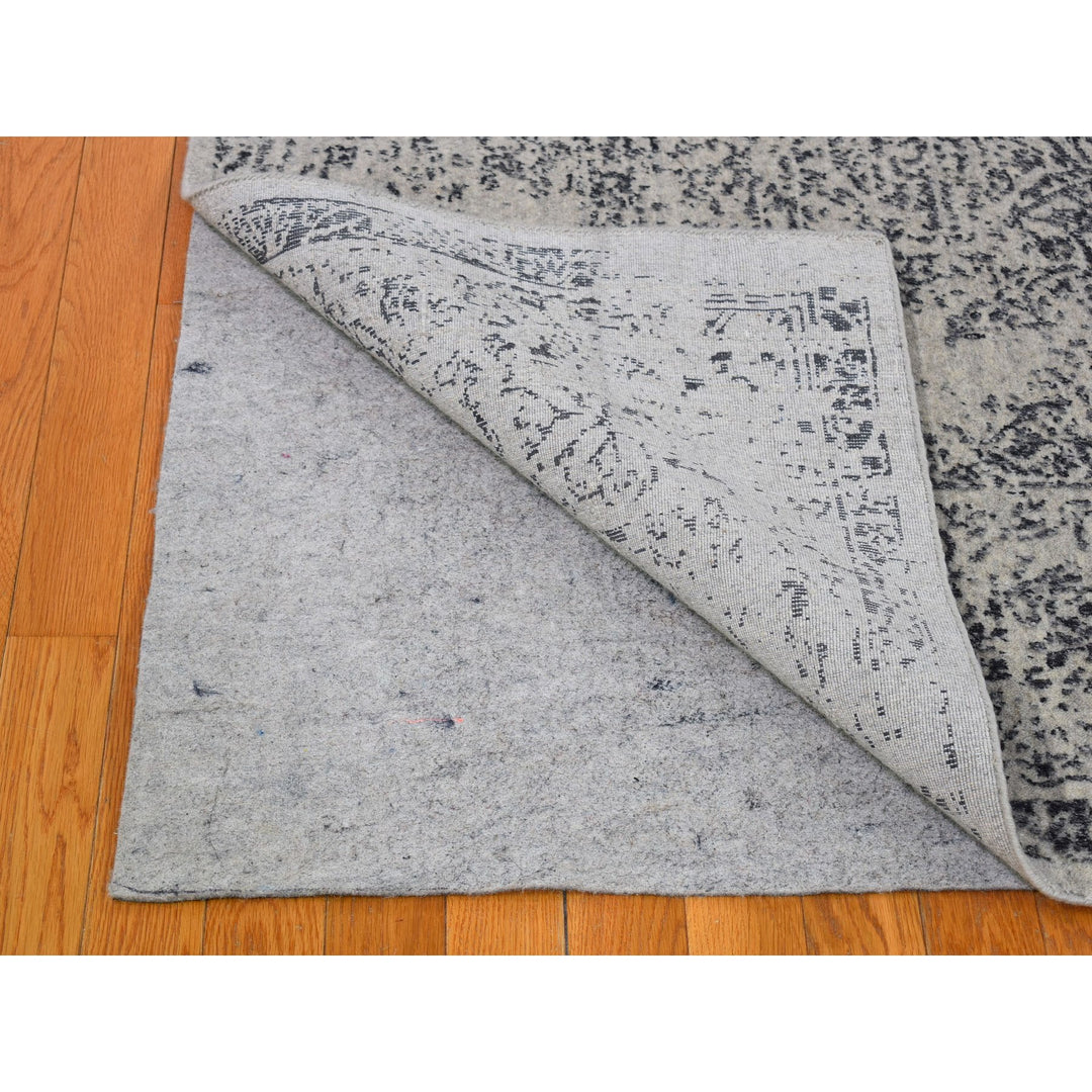 7'10" x 9'9" New Hand Loomed Grey Wool & Silk Rectangle Oriental Rug - MOA10266438