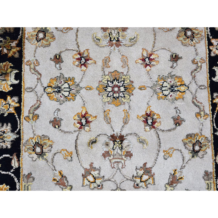 2'7" x 9'10" New Hand Knotted Ivory Wool & Silk Runner Oriental Rug - MOA10266768