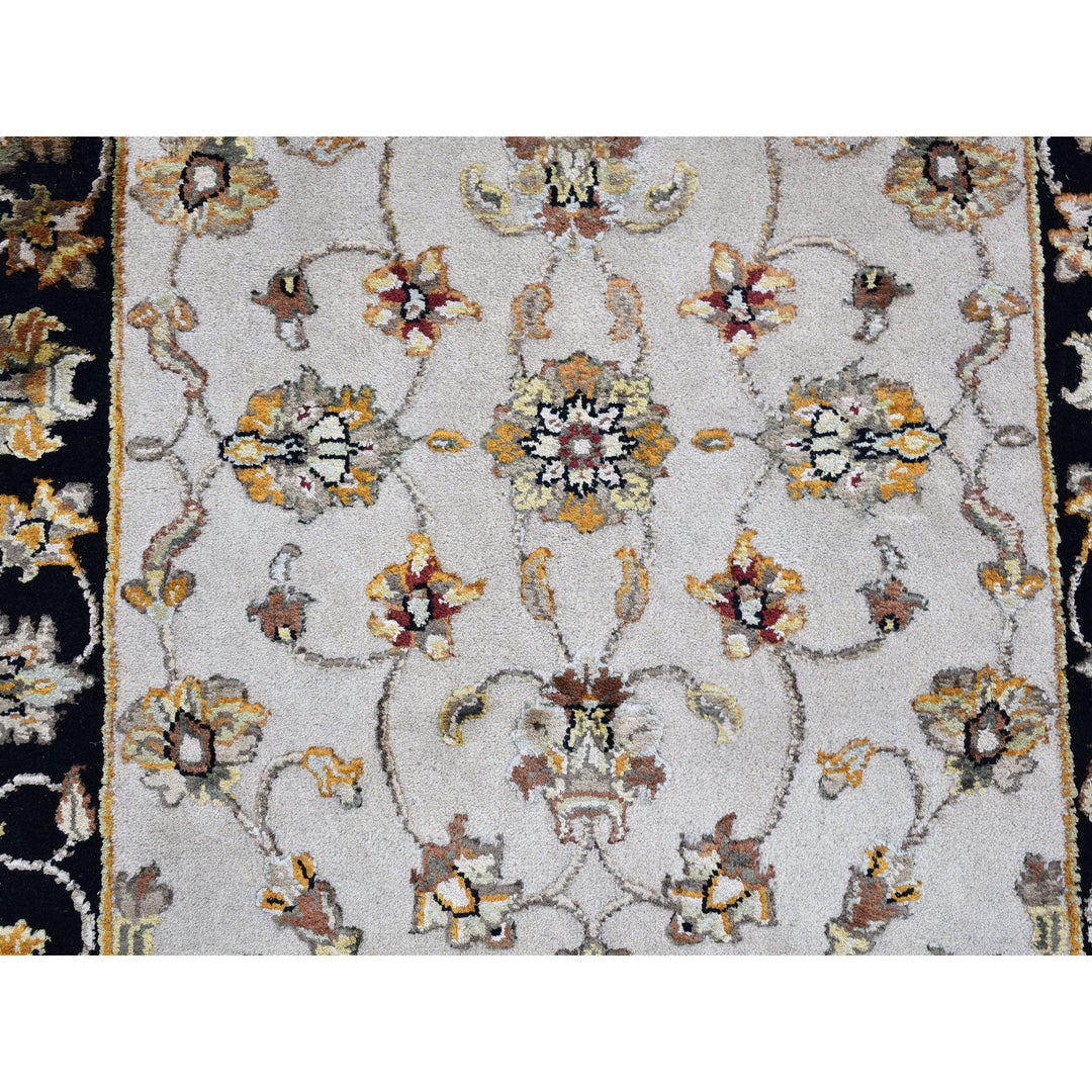 2'7" x 9'10" New Hand Knotted Ivory Wool & Silk Runner Oriental Rug - MOA10266769