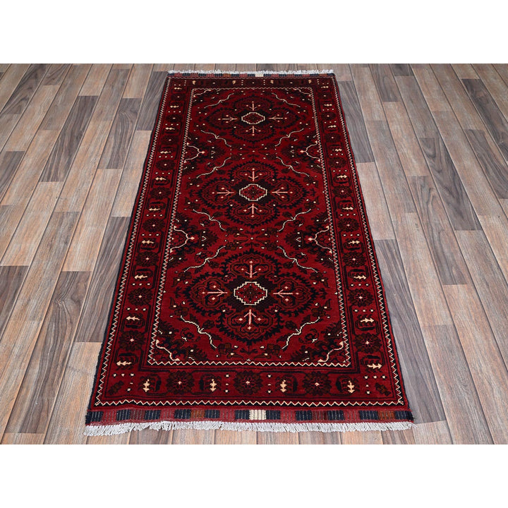 2'7" x 5'2" New Hand Knotted Red Wool Runner Oriental Rug - MOA102690