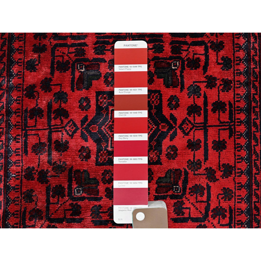 2'8" x 4'0" New Hand Knotted Red Wool Rectangle Oriental Rug - MOA102709