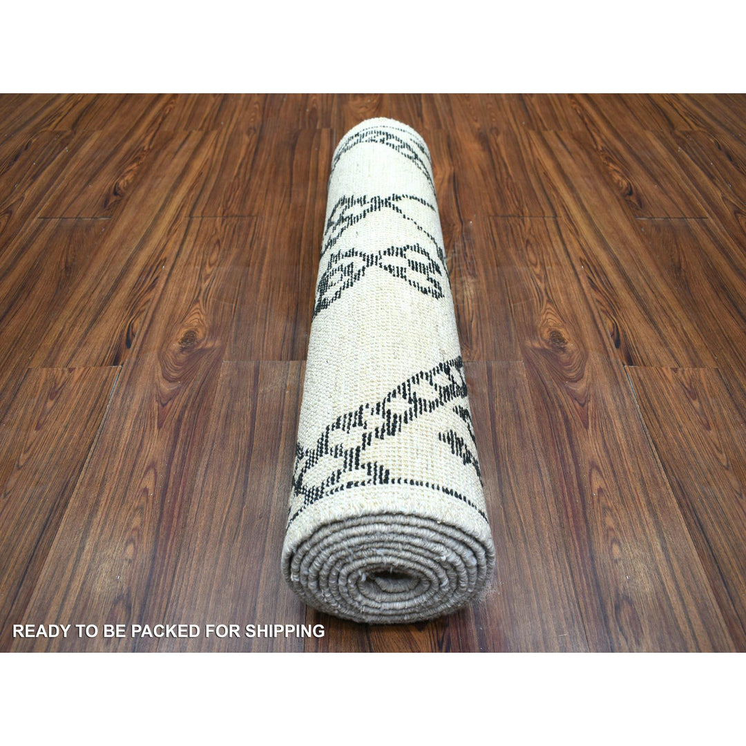 2'10" x 11'4" New Hand Knotted Ivory Wool Runner Oriental Rug - MOA10272169