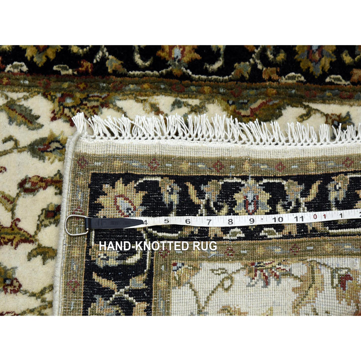 2'6" x 8'2" New Hand Knotted Ivory Wool & Silk Runner Oriental Rug - MOA10275278