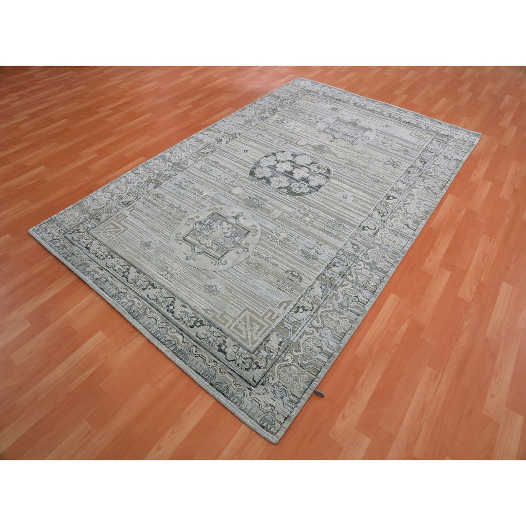 6'0" x 9'6" New Hand Knotted Grey Wool & Silk Rectangle Oriental Rug - MOA10275431