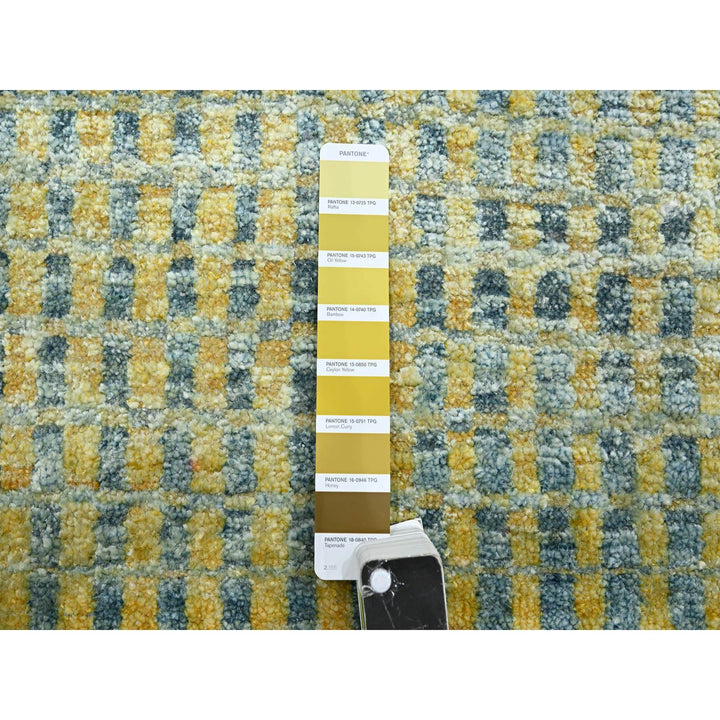 8'11" x 12'2" New Hand Knotted Yellow Wool & Pure Silk Rectangle Oriental Rug - MOA10275509