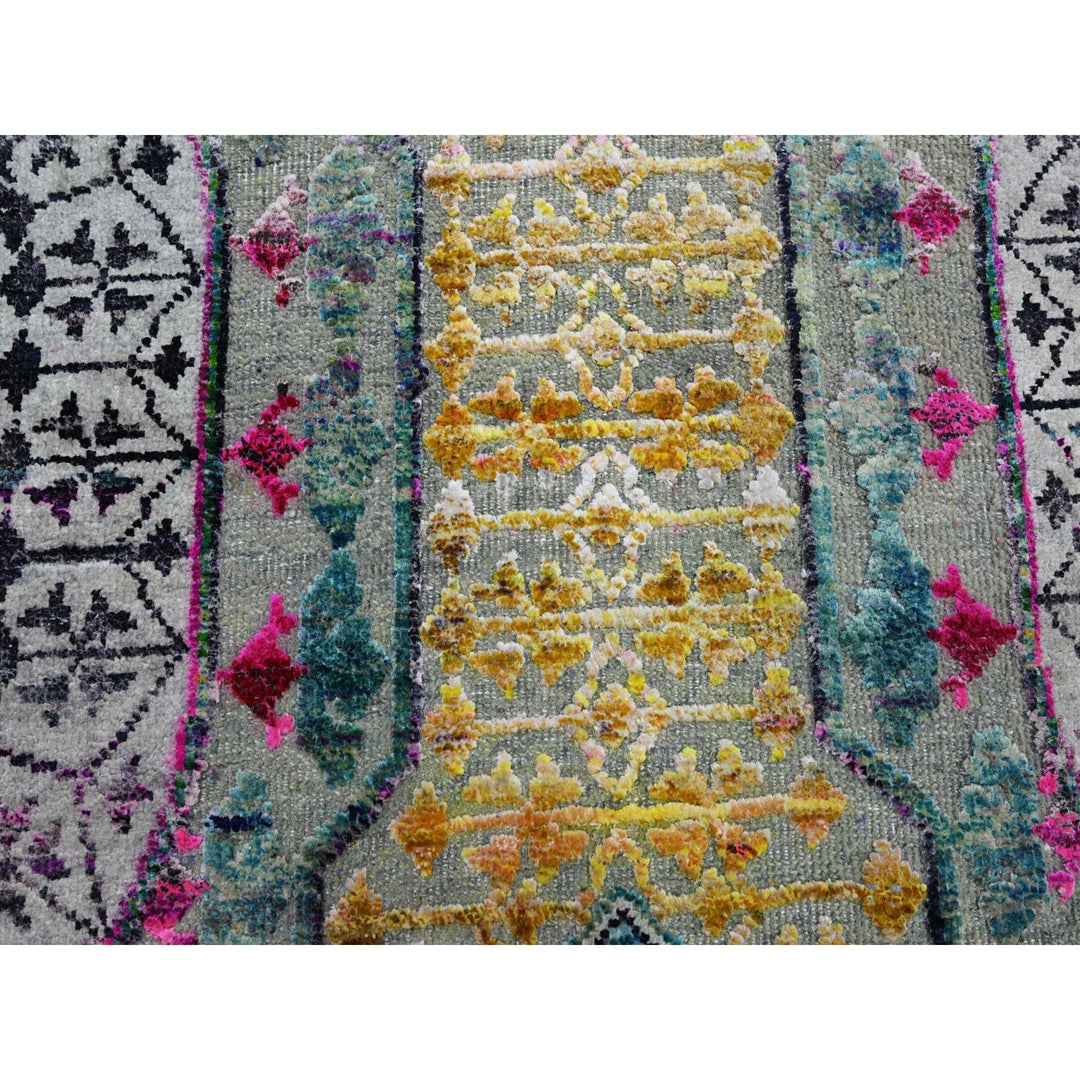8'0" x 8'1" New Hand Knotted Yellow Wool & Silk Round Oriental Rug - MOA10275552