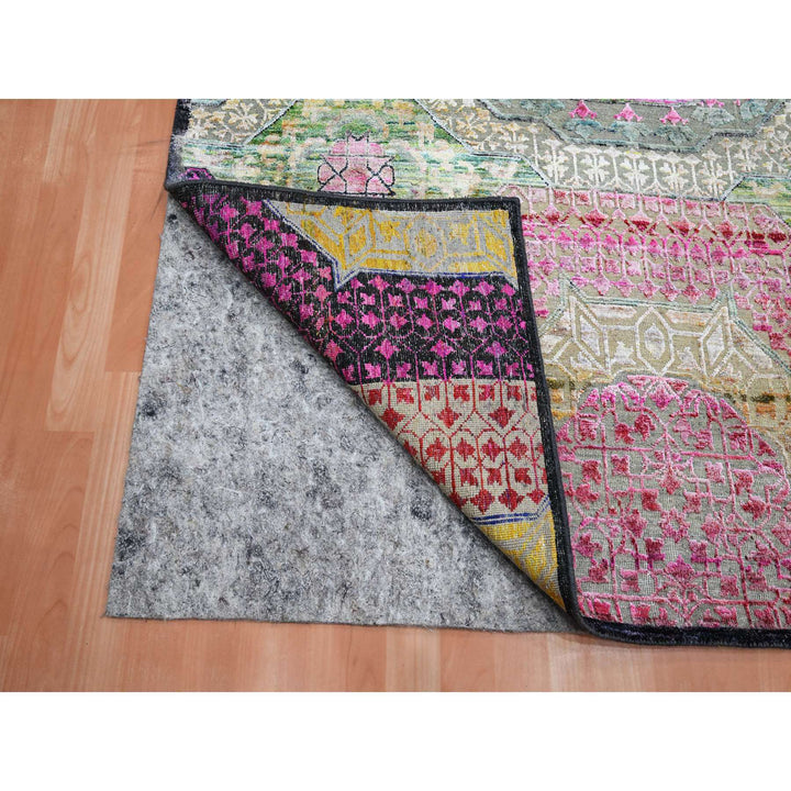 5'1" x 7'4" New Hand Knotted Pink Wool & Silk Rectangle Oriental Rug - MOA10275554