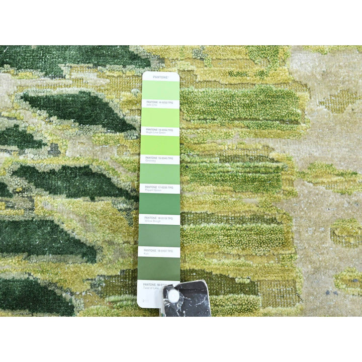 7'11" x 8'0" New Hand Knotted Green Silk Round Oriental Rug - MOA10275558