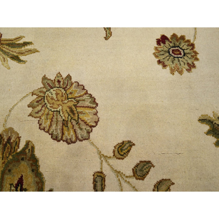 5'11" x 8'11" New Hand Knotted Ivory Wool & Silk Rectangle Oriental Rug - MOA10275600