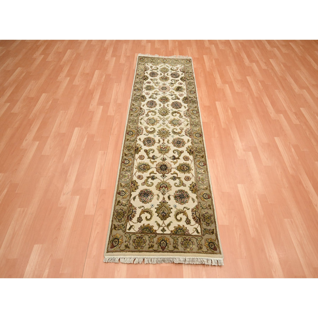 2'6" x 8'0" New Hand Knotted Ivory Wool & Silk Runner Oriental Rug - MOA10275612