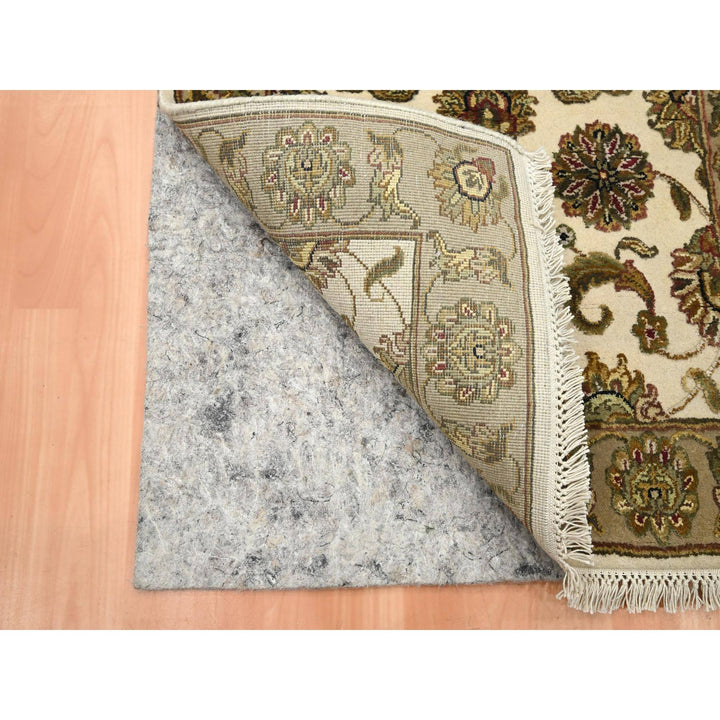 2'6" x 8'0" New Hand Knotted Ivory Wool & Silk Runner Oriental Rug - MOA10275621