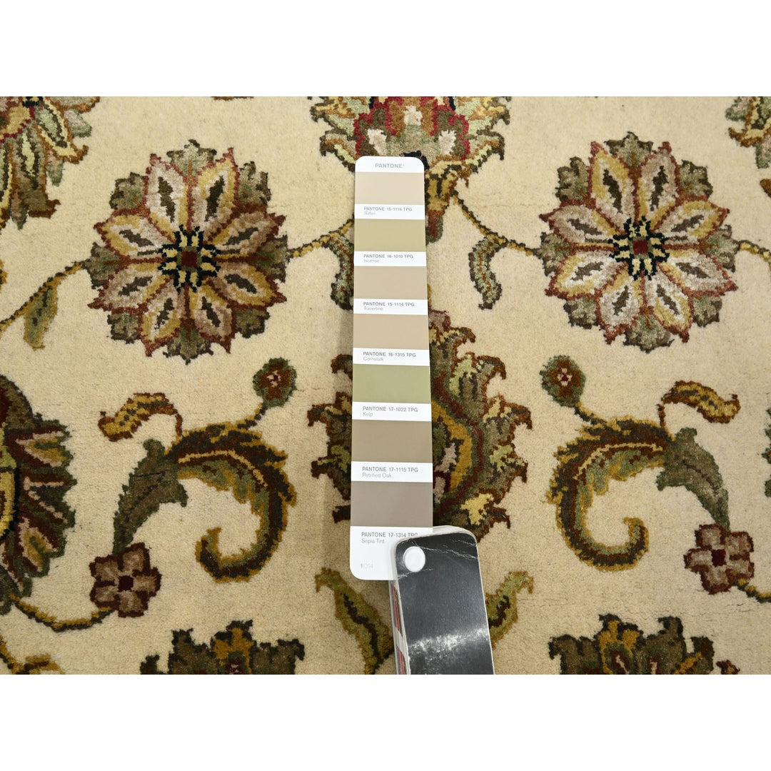 2'7" x 8'3" New Hand Knotted Ivory Wool & Silk Runner Oriental Rug - MOA10275623